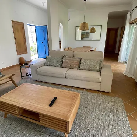 Vakantiehuis Casa Flores Amoreira (Leiria)
