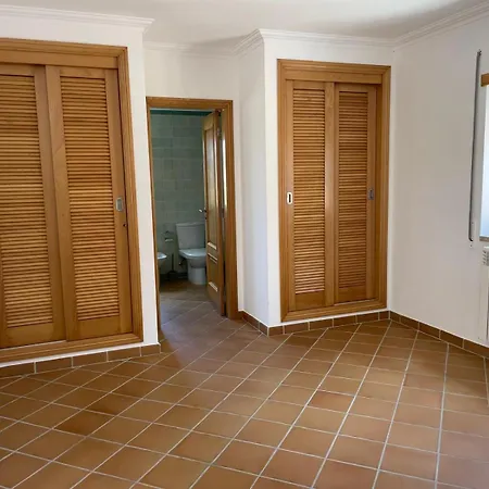 Vakantiehuis Casa Flores Amoreira (Leiria)